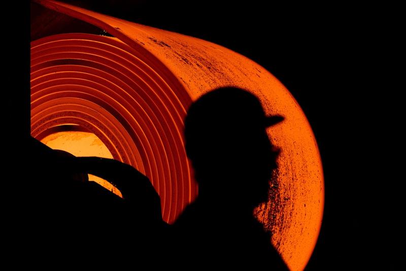 Flucht ins Ausland? Deutsche Industrie fordert 180-Grad-Wende von Merz