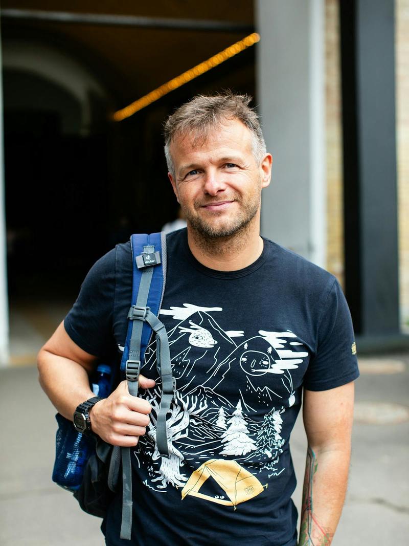 The Ukrainian Anarchist Pacifist Poet Whom Putin Drove to Take Up Arms