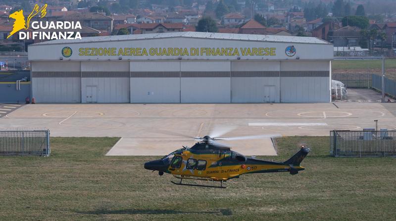 Como: voli ad alto rischio con l’elicottero senza autorizzazione, due denunce