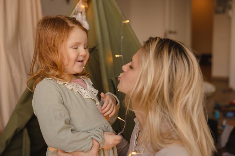 Русскоязычные матери в Англии и Прибалтике объяснили, почему им трудно вернуться в РФ