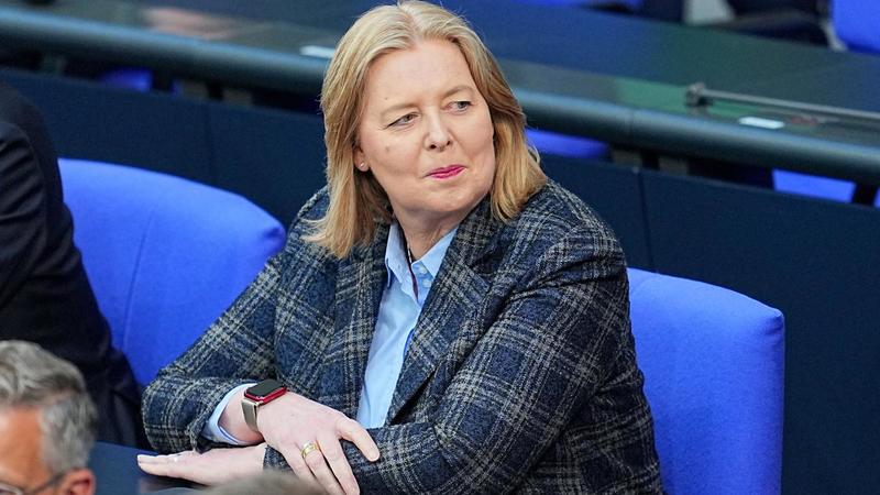 Kampf der Jungen mit Arbeitsministerin Bas : Rentenstreit kann die Koalition den letzten Rest Ansehen kosten