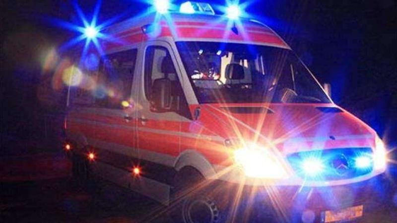 Ambulanza a sirene spiegate, ma è vuota: super multa per l’autista