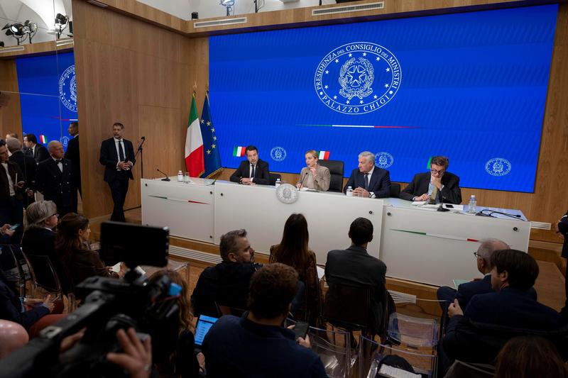 Via libera alla manovra. Il Consiglio dei ministri dà l’ok. Le misure valgono oltre 18 miliardi