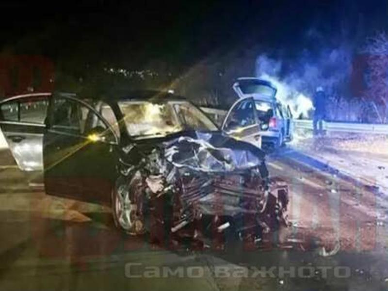 Извънредно! Тежка катастрофа в бургаския ж.к. „Меден рудник“