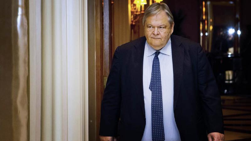 Η παράλογη αντιμετώπιση του Βαγγέλη Βενιζέλου από τους επιγόνους του στην ηγεσία του ΠΑΣΟΚ Η παράλογη αντιμετώπιση του Βαγγέλη Βενιζέλου από τους επιγόνους του στην ηγεσία του ΠΑΣΟΚ