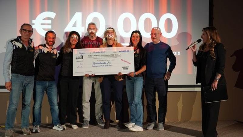 Papa Gio Run, un assegno da 40mila euro per l’Associazione Paolo Belli
