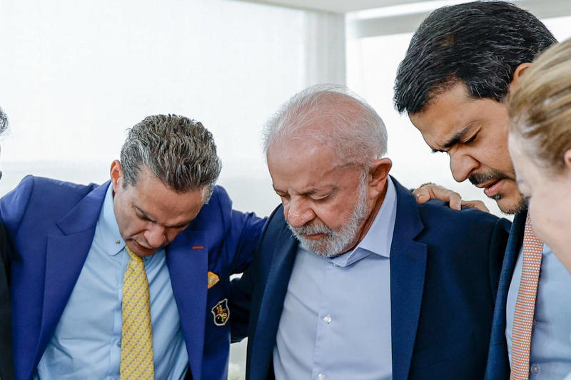 Efeito Jorge Messias trinca a relação entre bolsonarismo e evangélicos