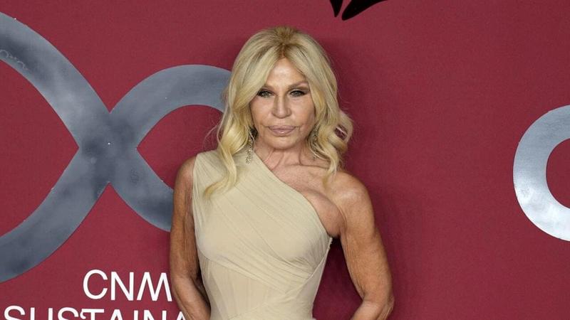 Ambrogini 2025, la carica delle donne: da Donatella Versace a Jo Squillo. Ma c’è anche il poliziotto della Centrale