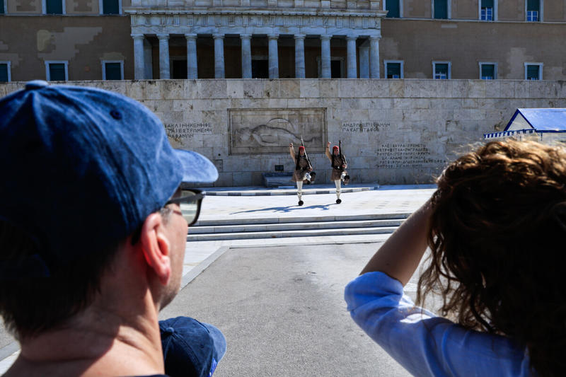 Ο «Άγνωστος Στρατιώτης», ρεβάνς του Μητσοτάκη για τα Τέμπη