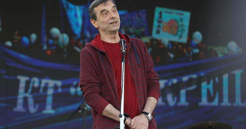 Синдикалистът намирисва...