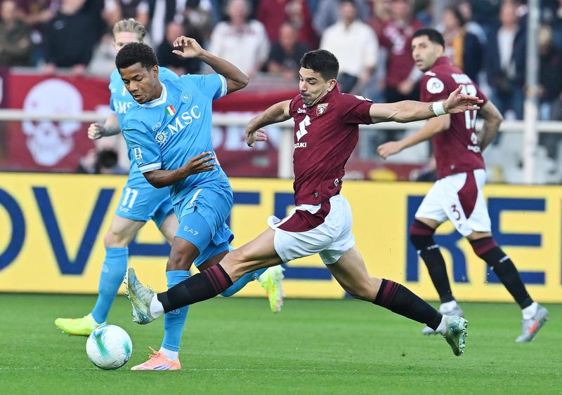 L'ex Simeone condanna il Napoli al primo ko: il Toro stende gli azzurri /