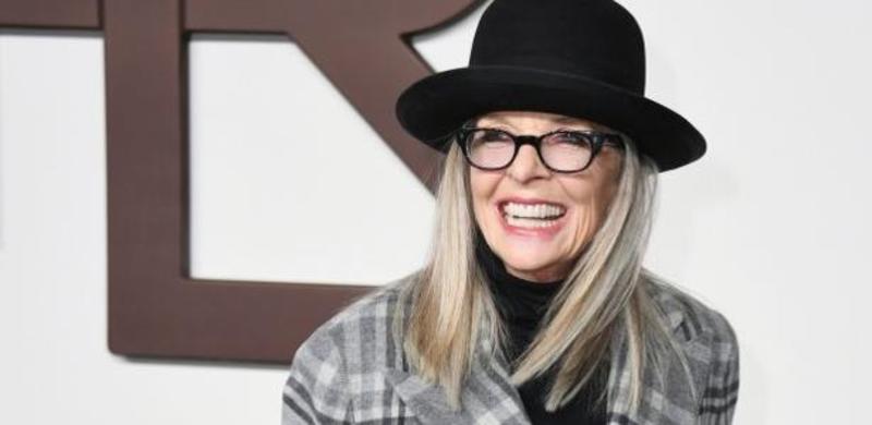 Viva Diane Keaton e as mulheres francas e excêntricas. Sorte de quem as têm
