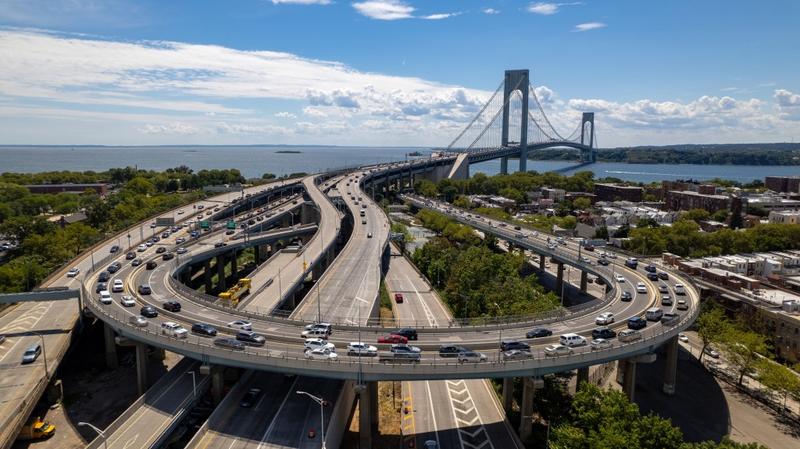 Readers sound off on Staten Island transit, the hostage exchange and Charlie Kirk