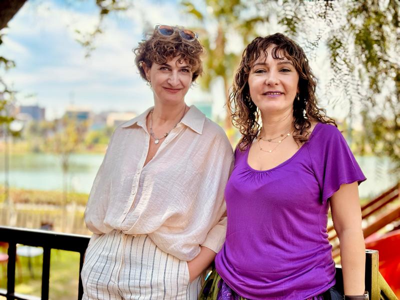 “Teğet geçen, birbirine değmeyen insanlar bir şekilde bir araya gelse ne olurdu?” “Teğet geçen, birbirine değmeyen insanlar bir şekilde bir araya gelse ne olurdu?”