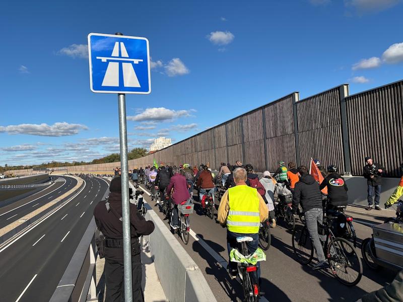 Demonstration gegen die A100 in Berlin: „Das System ist am Ende“