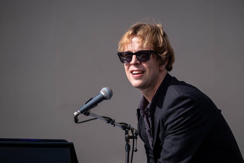 Tom Odell im Interview: Das ist die wahre Bedeutung seines „Another Love“-Welthits