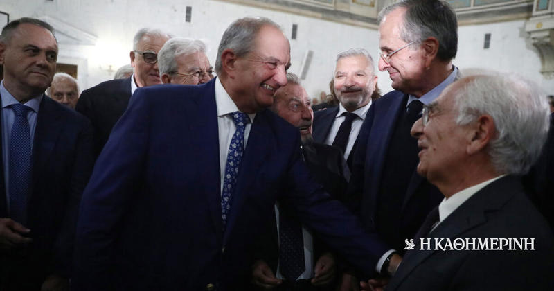 Οι πρώην ως σκιάχτρα