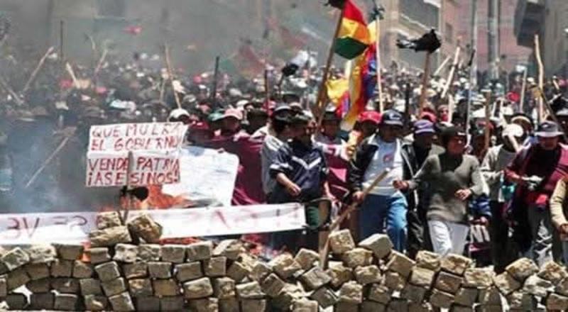 Los «yerros» de la rebelión del altiplano Los «yerros» de la rebelión del altiplano