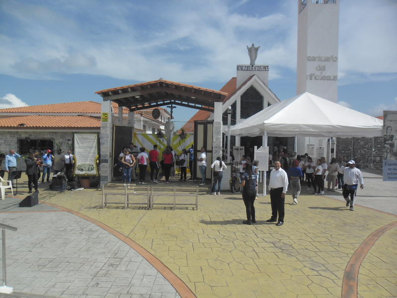 Isnotú celebra con júbilo la canonización del Dr. José Gregorio Hernández Isnotú celebra con júbilo la canonización del Dr. José Gregorio Hernández
