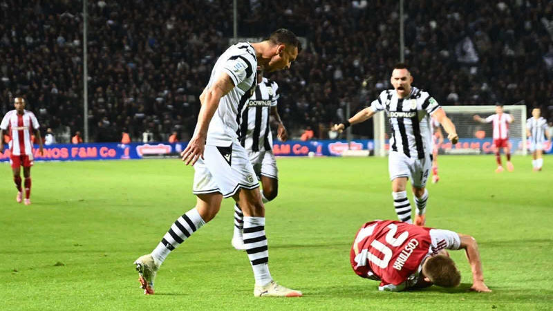 Όταν πανηγυρίζεις ένα τάκλιν, ξέρεις τι θα συμβεί…