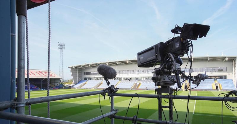 De gigante adormecido a referência emergente