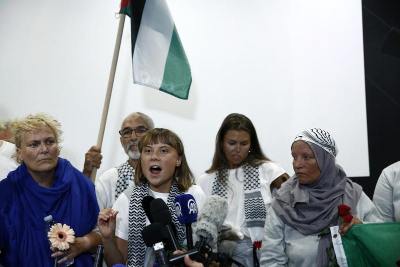 Político palestino critica ativistas como Greta, que ficam em silêncio sobre execuções do Hamas