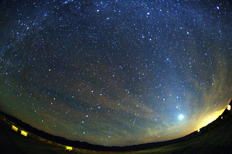 В небе ожидается «шоу» с тремя участниками: Ориониды и две кометы