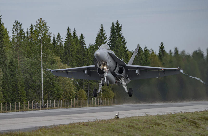 In a War With Russia, Highways Will Become NATO’s Runways In a War With Russia, Highways Will Become NATO’s Runways