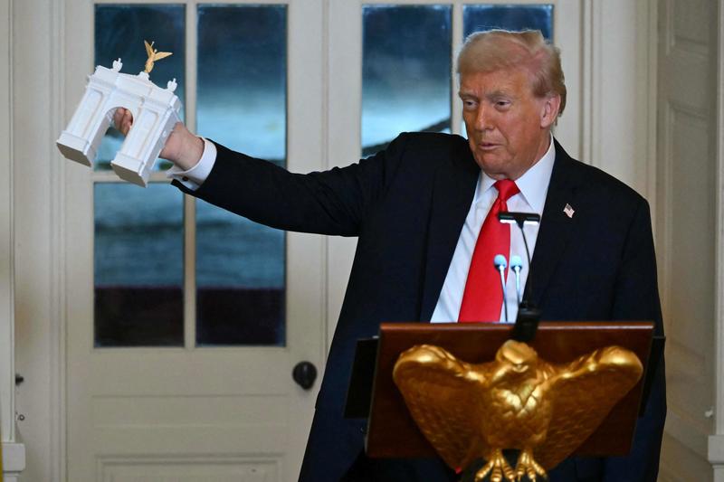 Trump fa demolire parte della Casa Bianca per la sua sala da ballo da 8.000 metri quadrati per più di 600 invitati