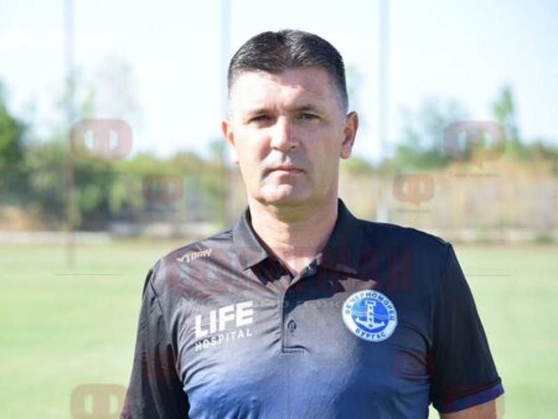 Ще останат ли „акулите“ без треньор след загубата от дубъла на Лудогорец? Ангел Стойков подаде оставка