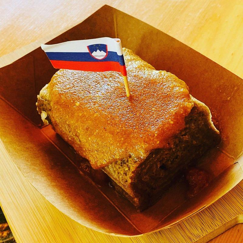 (NA ZAHODU NIČ NOVEGA) Kolumna Matjaža Grudna: Ne damo mi Slovenijeeeeeeeee