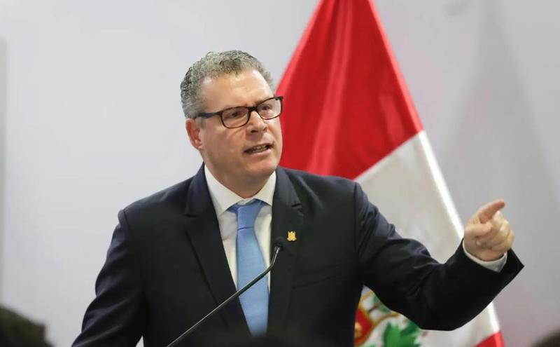 Se fue Morgan Quero, el ministro franela