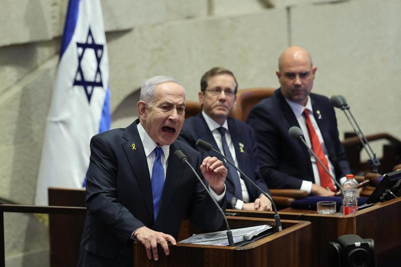 Netanyahu: «Hamás sintió ayer nuestro poder; atacamos Gaza con 153 toneladas de bombas» Netanyahu: «Hamás sintió ayer nuestro poder; atacamos Gaza con 153 toneladas de bombas»