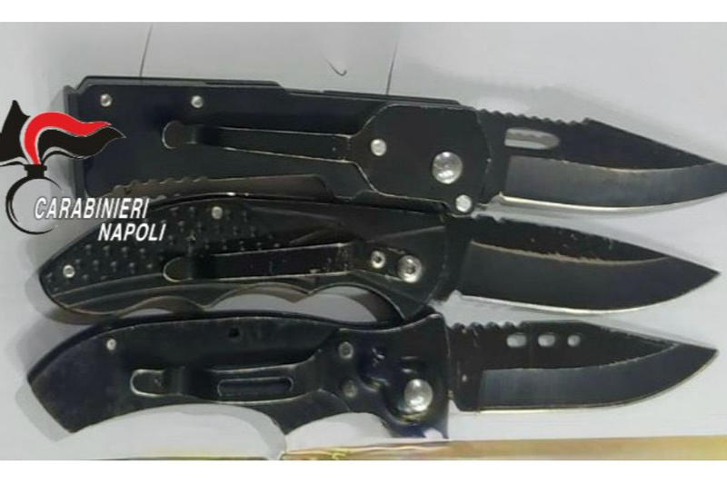 I ragazzini di Caivano a scuola con i coltelli e una domanda: perché?