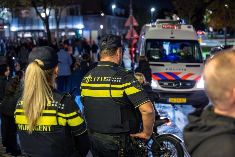Champions League, 180 tifosi del Napoli arrestati a Eindhoven “per evitare disordini”
