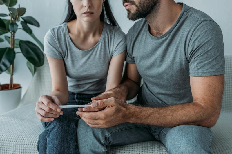 Pollution : quand l’environnement menace la fertilité féminine