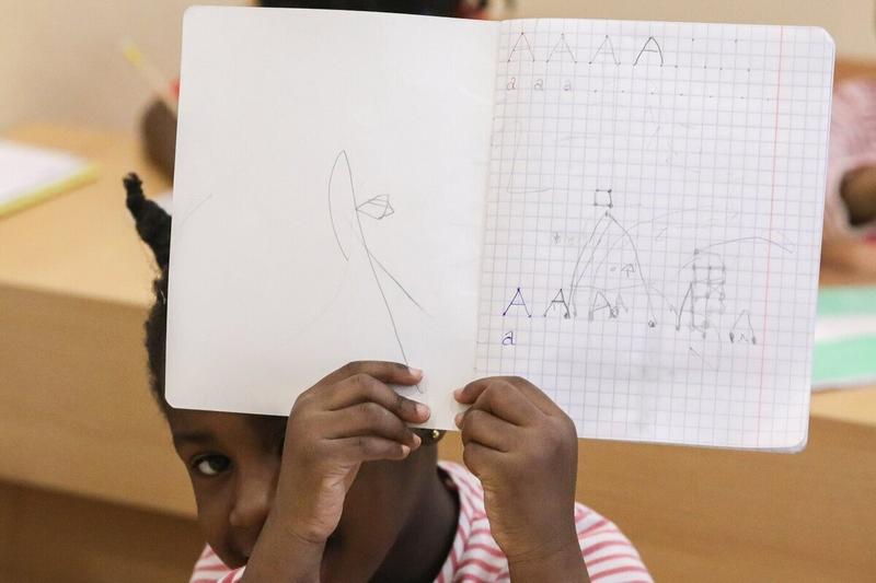 Выяснилось, для каких детей-иностранцев с 19 октября упрощен экзамен по русскому