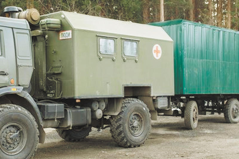 После потери сына на СВО, житель Затоуста строит бани на колесах для бойцов