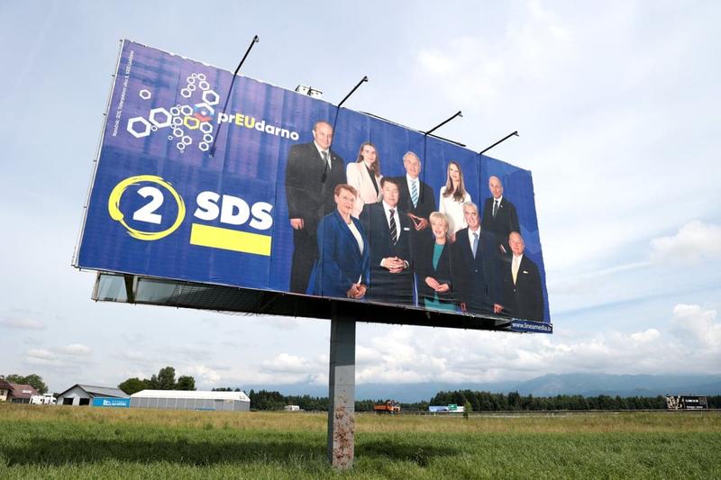 (POGLED) Zmaga SDS je sladka, toda zoprnež Zver jo hoče servirati še bolj pocukrano