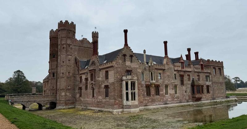 Officials blame DROUGHT as moat around historic hall runs dry