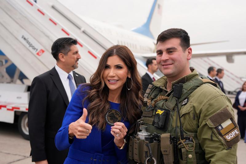 DHS Spends $172M on 2 Private Jets for Noem, Officials Amid Shutdown