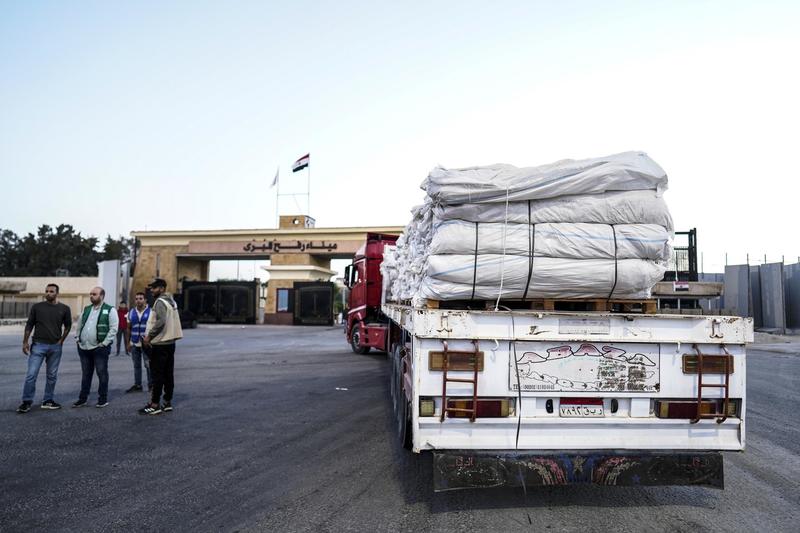 El Gobierno de Gaza: solo han llegado 986 de los 6.600 camiones de ayuda humanitaria programados El Gobierno de Gaza: solo han llegado 986 de los 6.600 camiones de ayuda humanitaria programados