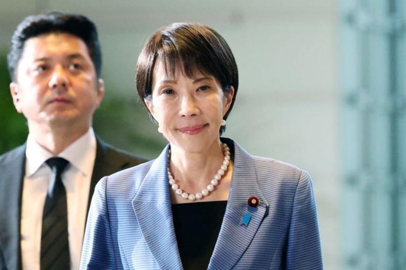 VOX POPULI: Japan appears at risks of losing its balance under rightward shift