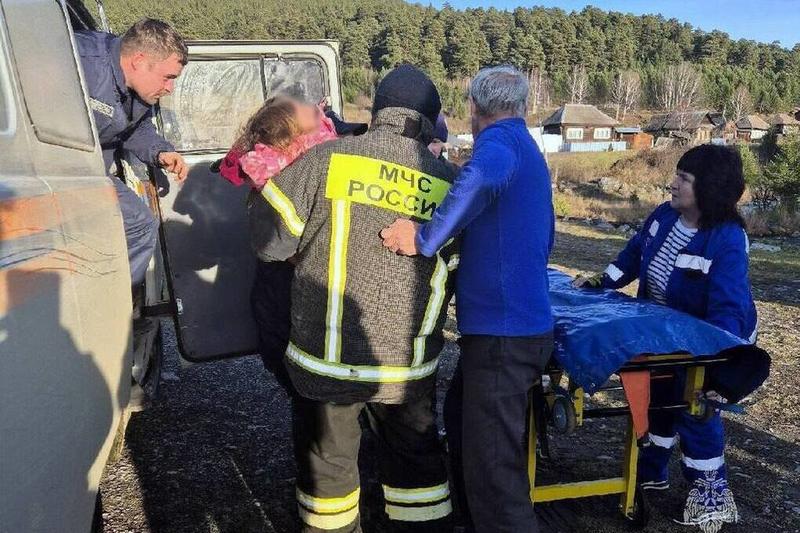 «Чудом разминулась с медведем»: инспектор парка «Иремель» рассказал о найденной в горах туристке