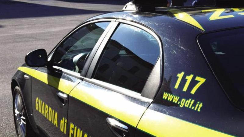 Voti in cambio di appalti, sei arresti a Santa Maria a Vico: ai domiciliari sindaco e vice