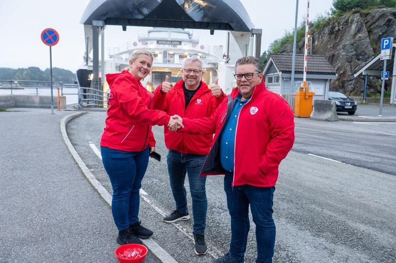 Eit usselt agn i ein teatralsk manøver