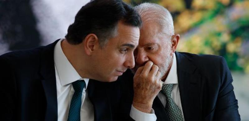 Para acalmar Senado e viabilizar Messias, Lula cogitou levar Pacheco à Ásia