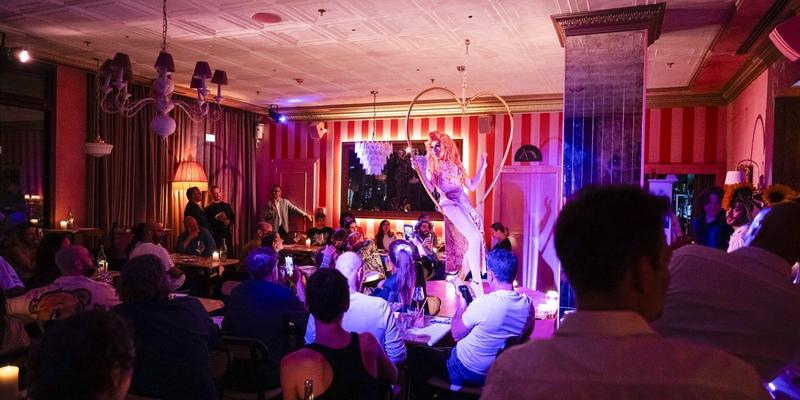 Rüschen und Rote Bete Rüschen und Rote Bete