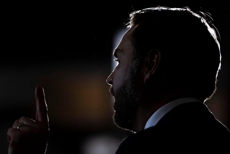 Scientists Call Appointment of JD Vance’s Friend to Top NIH Position “Cronyism” Scientists Call Appointment of JD Vance’s Friend to Top NIH Position “Cronyism”