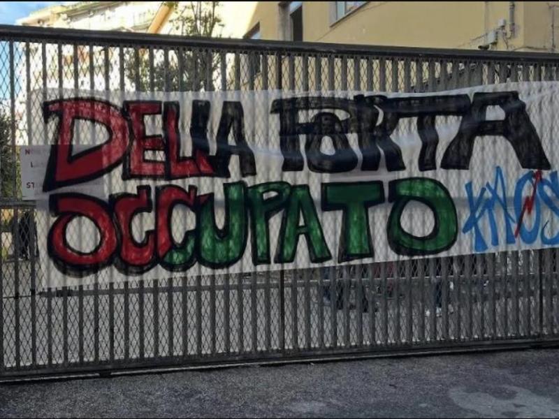 Palestina, a Napoli occupati anche il liceo classico Sannazaro e il tecnico Della Porta
